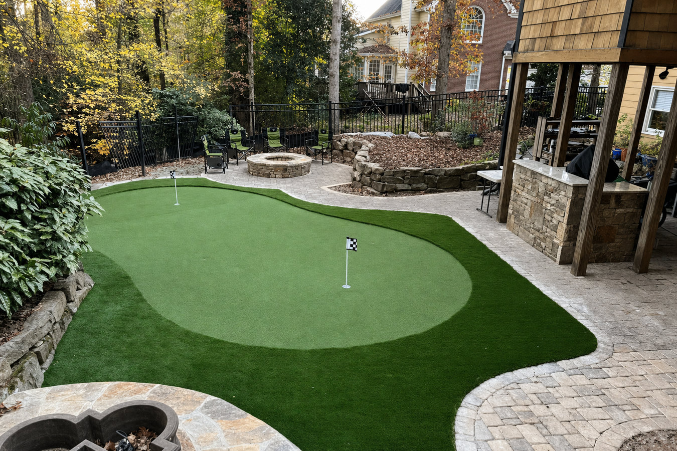 Putting green turf in Winter Haven, FL